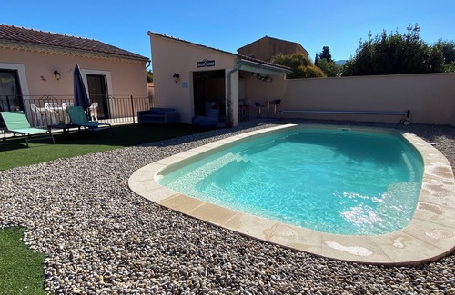 Malaucene Apartment | Room in a Villa at the Foot of Ventoux