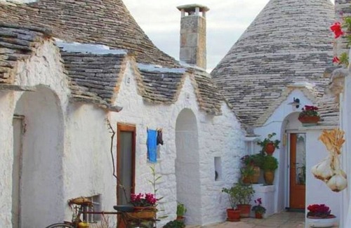 Rosa Marina Bed & Breakfast | "room in B&B - Quadruple Room in Ancient Masseria Near the sea in a Quiet Olive Trees."