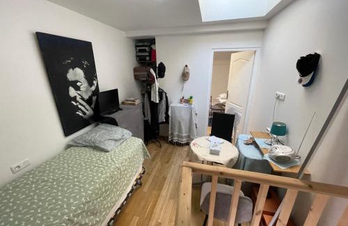 Centre Ville-Gare House | Room in city Nice