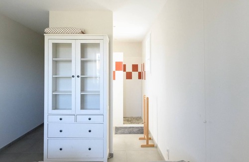 Vacqueyras House | Room in the middle of the vineyards - private bathroom - by feelluxuryholidays
