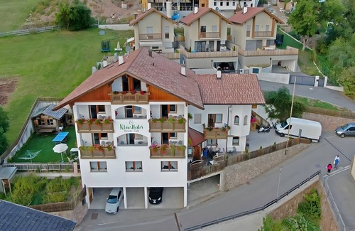 Meltina Apartment | Room 'Klausthaler Zimmer 12' with Mountain View, Shared Terrace and Wi-Fi