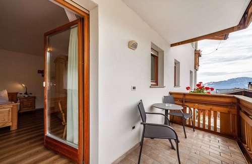 Meltina Apartment | Room 'Klausthaler Zimmer 14' with Mountain View, Shared Terrace and Wi-Fi