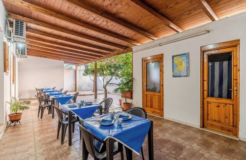 Presicce Apartment | Room 'La Saracina - Camera 6' with Shared Terrace, Wi-Fi and Air Conditioning