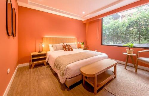 Los Naranjos Apartment | Room Modern Elegance Just Steps from El Tesoro 306