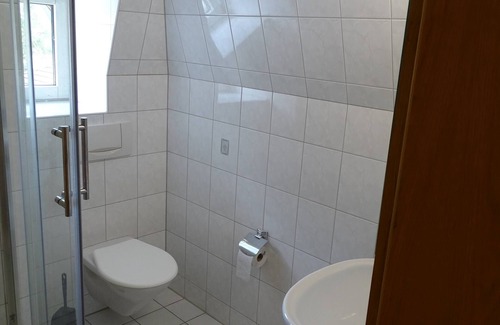 Gersau House | Room-organic BnB Froschkönig "dorfplatz"