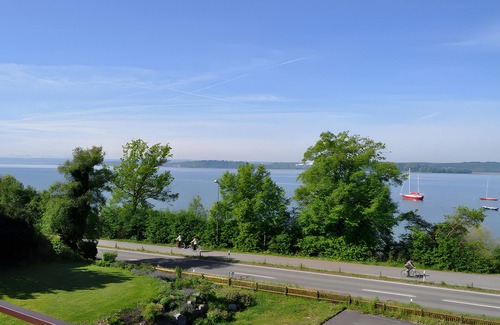 Unteruhldingen Apartment | Room 'Partial Lake View'