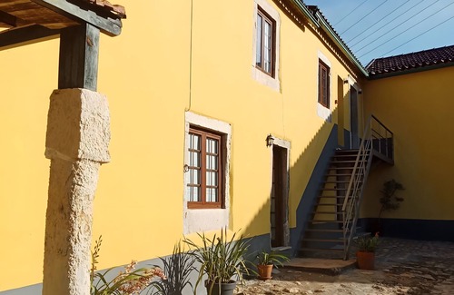 Coimbra Apartment | Room 'Quarto 4 Rc - Quinta Df' with Mountain View, Wi-Fi and Air Conditioning
