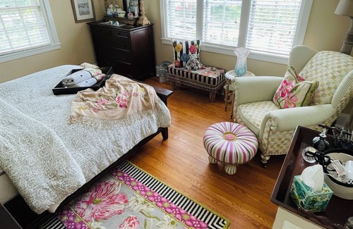 Haverford Cottage | Room rental in “cottage like” home