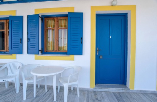 Logaras Apartment | Room 'Studio 2' with Mountain View, Wi-Fi and Air Conditioning