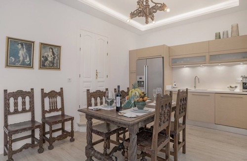 Alcala del Valle Apartment | Room 'Suite Diamante' with Mountain View, Shared Terrace and Wi-Fi