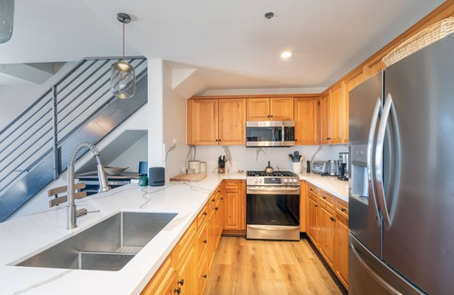 Mountain Village Condo | Room to Roam! Renovated Private 4-Bedroom Lodge Retreat With Mountain Views