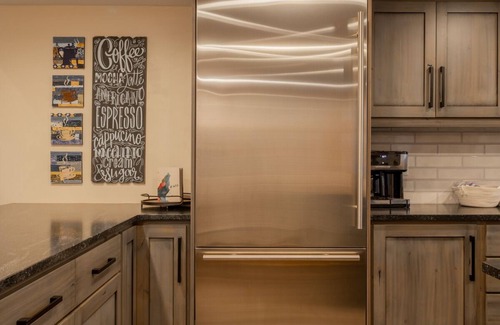 North Park City House | Room to stretch out and relax in old town Park City, walk to Park City Resort