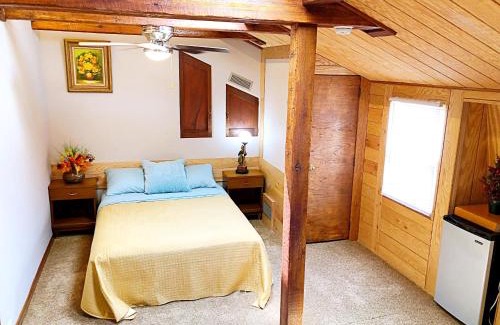 Franklin Park House | Room