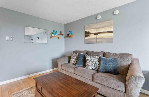 Long Beach House | Room With a View