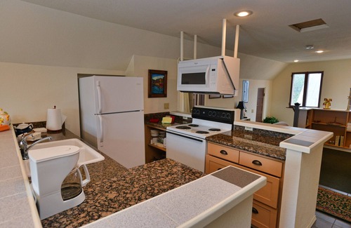 McCall House | Room with a View - Walk to Downtown Restaurants - Payette Lake - Shopping and Beach