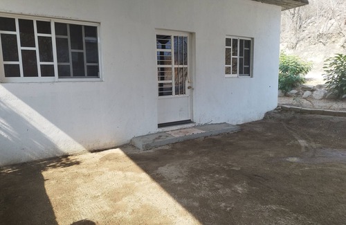 San Pedro Huamelula House | ROOM WITH ALL SERVICES, LOCATED IN BARRA DE LA CRUZ "BARRADISE" NO 1