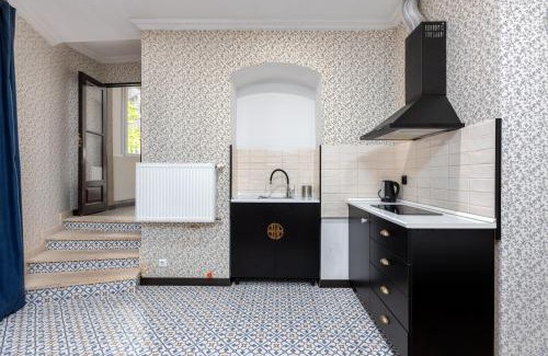 Sololaki Apartment | Room with quite yard view
