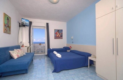 Forio Bed & Breakfast | Room with terrace and a wonderful view of the Bay of Citara