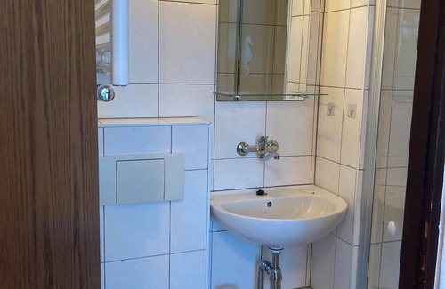 Rheinsberg House | Room 'Zi 1' with Shared Garden and Wi-Fi