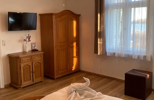 Rheinsberg House | Room 'Zi 1' with Shared Garden and Wi-Fi