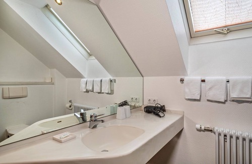 Nonnenhorn House | Room 'Zimmer 2' with Lake View, Balcony and Wi-Fi