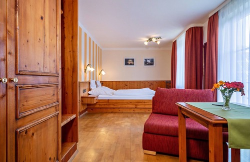 Nonnenhorn House | Room 'Zimmer 5' with Lake View, Balcony and Wi-Fi