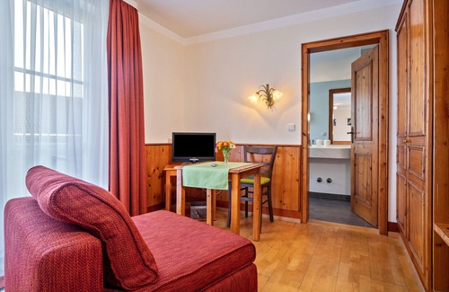 Nonnenhorn House | Room 'Zimmer 5' with Lake View, Balcony and Wi-Fi