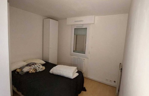 Sartrouville Bed & Breakfast | Rooms, double bed, dressing room 13 minutes' walk from Sartrouville station.