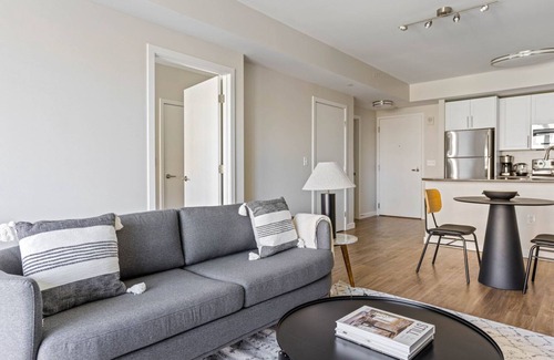 East Cambridge Apartment | Roomy East Cambridge 1BR w/W/D, Gym & Roof nr Kendall Sq, by Blueground