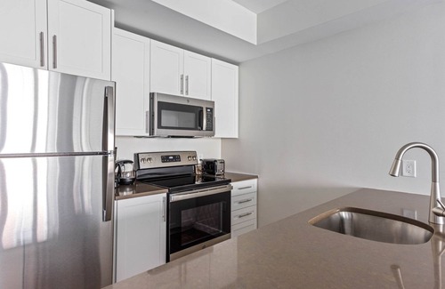 East Cambridge Apartment | Roomy East Cambridge 1BR w/W/D, Gym & Roof nr Kendall Sq, by Blueground