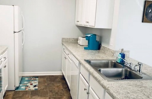 Belmont House | Roomy Lithonia Townhome Near Arabia Mountain Nat’l Heritage Area with Backyard!