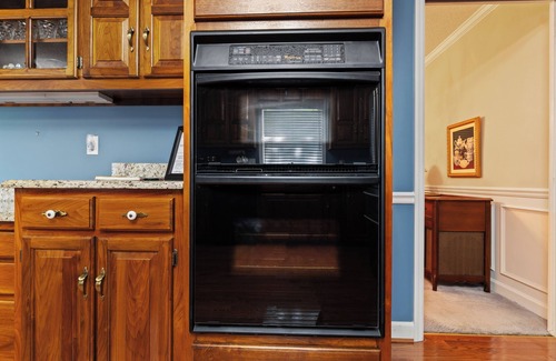 Athens - Sweetwater House | Roomy - Sunroom - Near Wedding Venues - 9 Acres