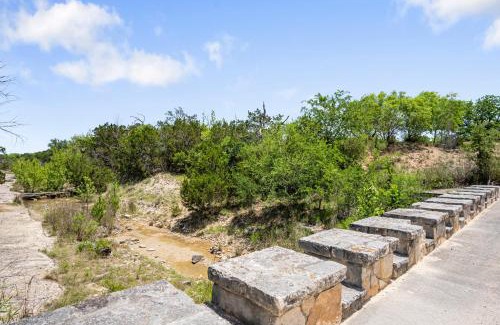 Tarpley House | Roost House at Kingfisher Ranch