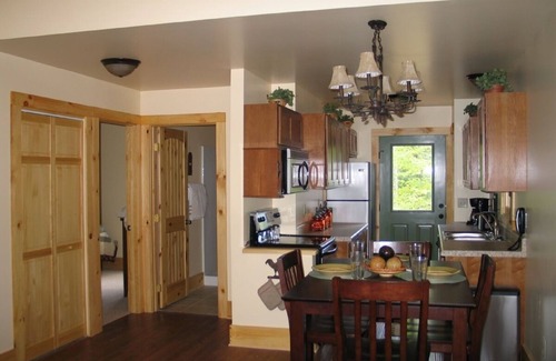 Hendersonville Cabin | Rooster Ridge A Sensational Cabin Get Away/near Chimney Rock