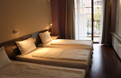 Plovdiv Old Town Hotel | Roots Hotel & Wine Bar