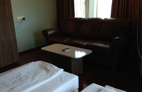 Plovdiv Old Town Hotel | Roots Hotel & Wine Bar