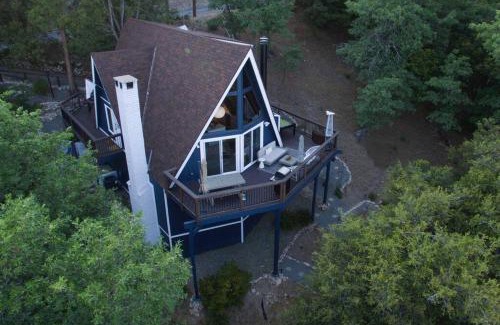 Lake Arrowhead House | Roots Mountain House Modern A-Frame