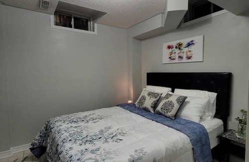 Maple Leaf House | RoryHouse