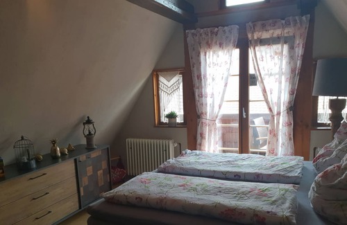 Burkheim Apartment | Rosé, Ferienwohnung mit 40 qm, 1 Schlafzimmer für max. 2 Personen
