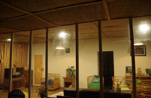 Di Linh Cabin | Rosée De Kala - A&Q Suite