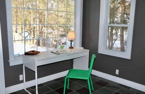 Margaretville House | Rosa Cottage - charming cottage for friends and family - Dog Friendly!