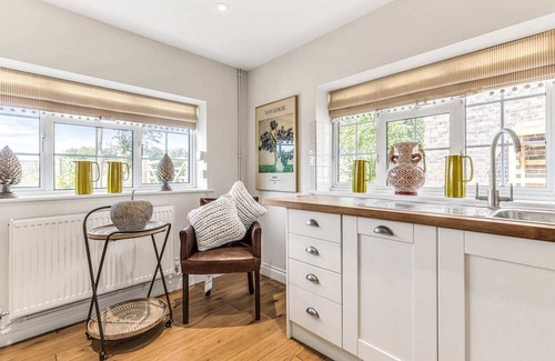 Chipping Campden House | Rosalie Cottage Summa
