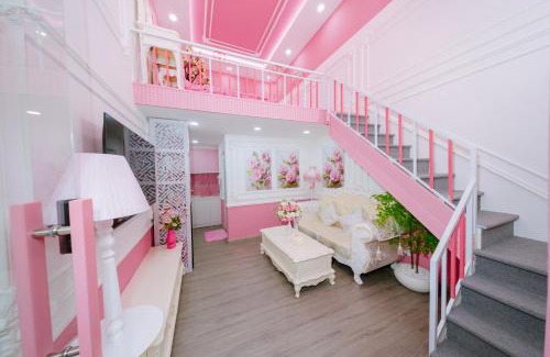 District 12 Hotel | Rosamel VILLA