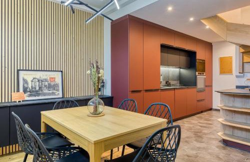 Grand-Couronne Apartment | Rose écrin de charme avec parking terrasse privée et jardin partagé