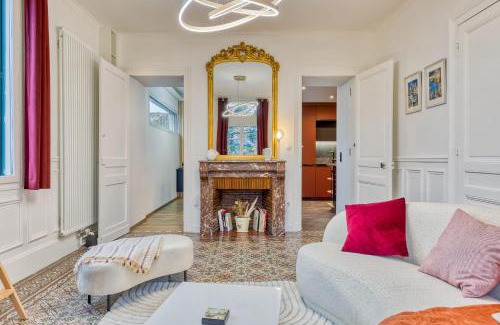 Grand-Couronne Apartment | Rose écrin de charme avec parking terrasse privée et jardin partagé