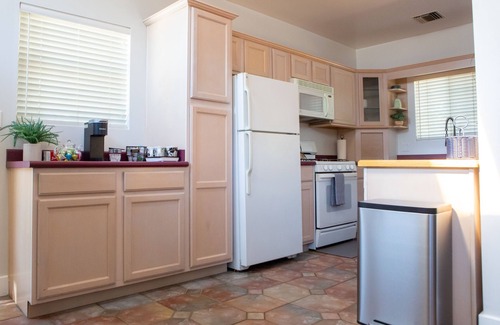 North Arroyo House | Rose Bowl Guest House