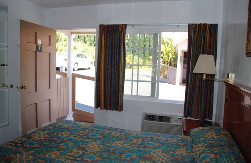 Eagle Rock Hotel | Rose Bowl Motel
