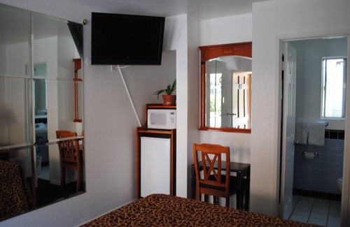 Eagle Rock Hotel | Rose Bowl Motel