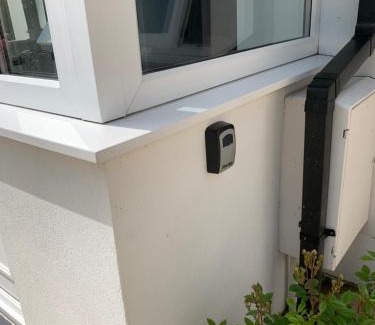 St. Columb Major House | Rose Cottage Bee Happy anex
