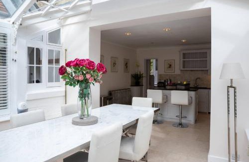 Ventnor House | Rose Cottage